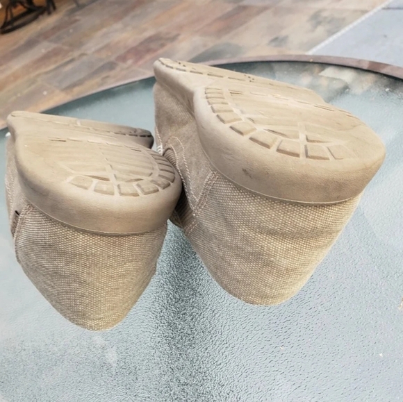 Crocs Santa Cruz Shoes Men’s 9 Taupe Slip-On Comfort Casual Loafers 2020… - Picture 10 of 11